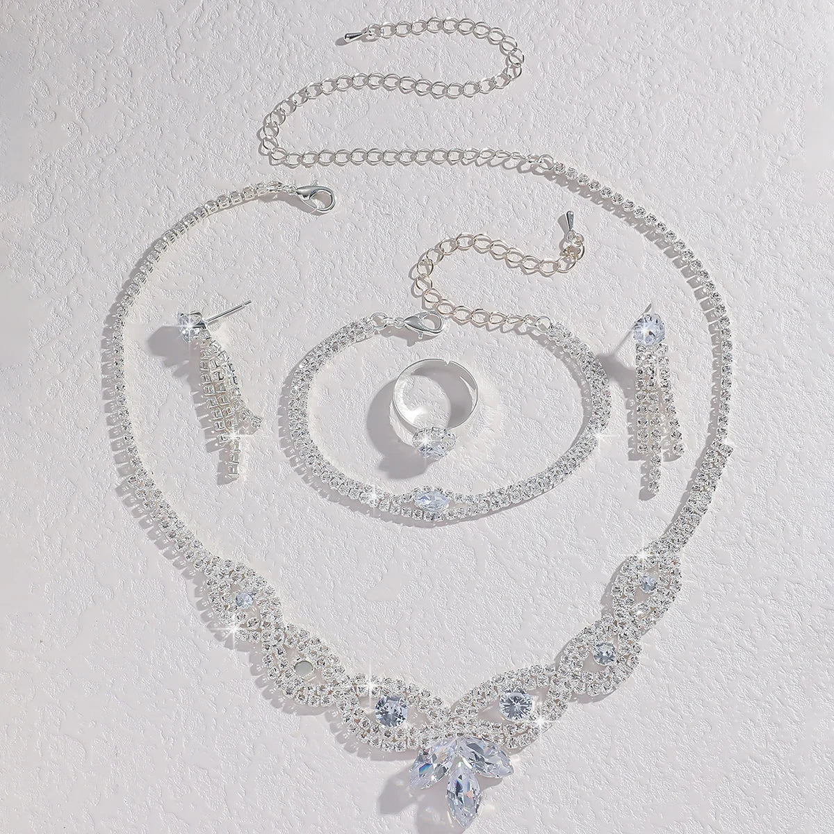 Jewelry wholesale fashion new necklace earrings bracelet ring set shiny bride jewelry two-piece set with accessories