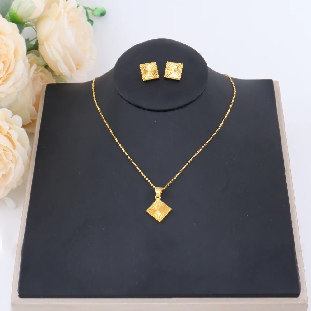 Costume Jewelry Set Gold Plated Earrings Necklace Set for Women Morocco America Dainty Classic Jewelry Set For Party Weddding